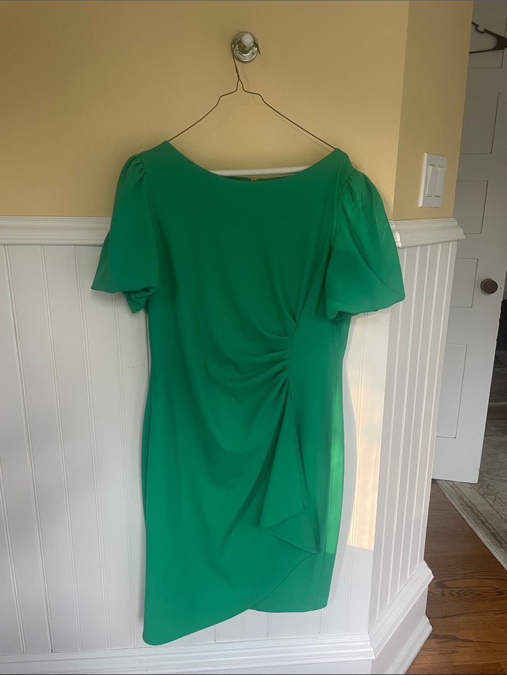 DKNY Emerald Green Puff-Sleeve Formal Dress